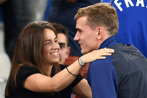 Erika Choperena, Antoine Griezmanns Wife: 5 Fast。